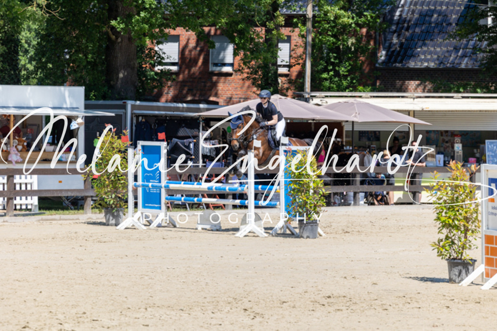 7I8A2199 | melanie-engelhardt-photography - Realisiert mit Pictrs.com