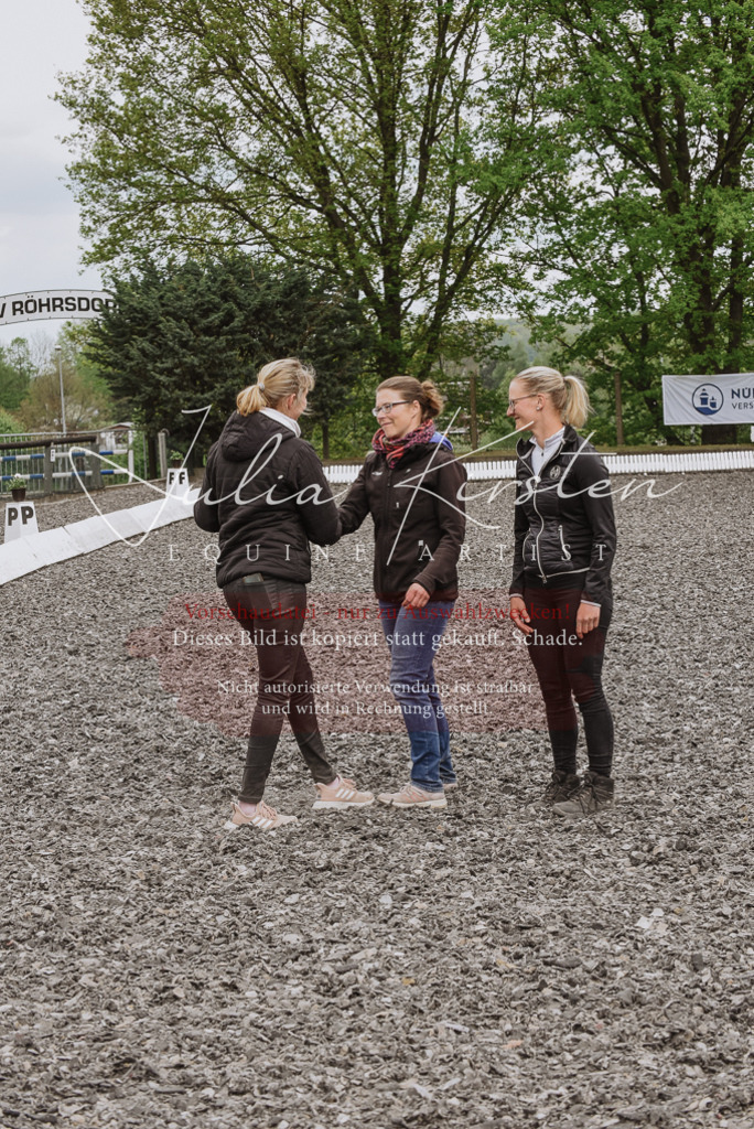 20230514_JK-Röhrsdorf-25-411 | Pferde- und Turnierfotografie in Westsachsen. Pferdeportraits, Auftragszeichnungen und intuitive Kunst.