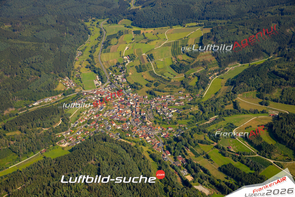 Das Luftbild zeigt :  Fellen - Die Luftaufnahme wurde 2024 vom UL-Flugzeug aus erstellt ( keine Drohne ) - Hochauflösende Luftaufnahme - Für grossformatige Ausdrucke geeignet. Die Geschenkidee !Mit Lizenz und Bildrechte bestellbar