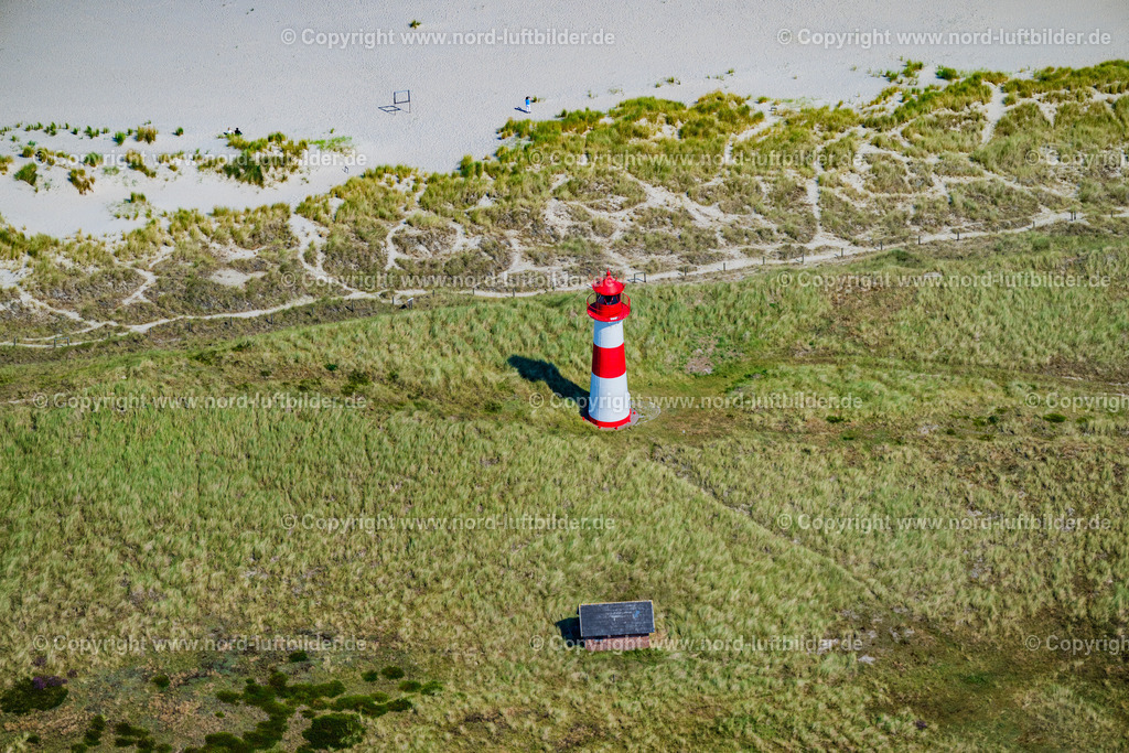 Sylt_List_Leuchtturm_Sylt_Ost_ELS_3810130825 | LIST 13.08.2025 Leuchtturm als historisches Seefahrtszeichen " List Ost " in List auf der Insel Sylt im Bundesland Schleswig-Holstein, Deutschland. // Lighthouse as a historic seafaring character " List Ost " in List at the island Sylt in the state Schleswig-Holstein, Germany. Foto: Martin Elsen