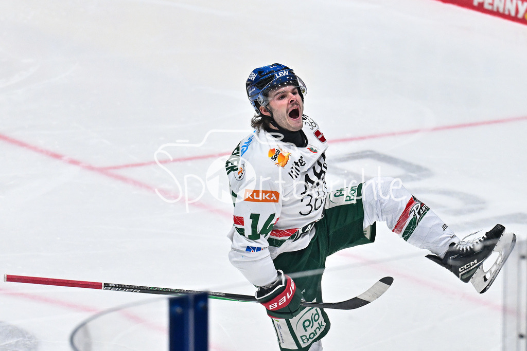 Löwen Frankfurt - Augsburger Panther | FRANKFURT, GERMANY - 19. DECEMBER: Jubel der Augsburger nach dem Treffer zum 0-1 durch D. J. BUSDEKER (Augsburger Panther 14) / Tor / Torschuetze / Freude / Happy während dem Match zwischen den Löwen Frankfurt und den Augsburger Panthern am 29. Spieltag der Penny DEL in der Eissporthalle Frankfurt