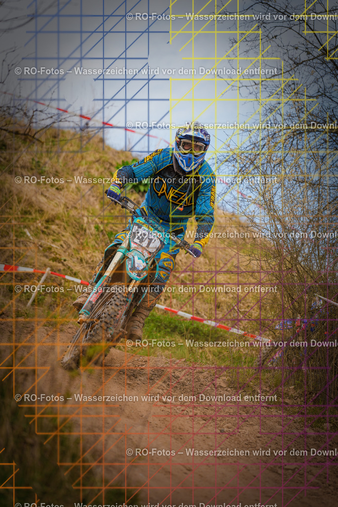 3 Lauf Mernes-1675 | Sportfotografie von RO-Fotos: Motorsport, Motocross, Enduro, Laufveranstaltungen und Triathlon. Professionelle Fotos von Sportlern und Events. - Realisiert mit Pictrs.com