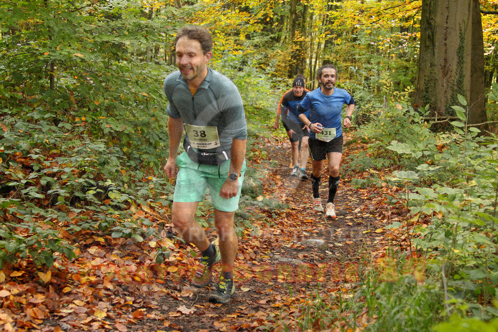 251026_1231_EV4_5225 | Sportfotografie im Rhein-Sieg Kreis, Köln, Bonn, NRW, Rheinland Pfalz, Hessen, etc. Unser Tätigkeitsfeld umfasst den Laufsport vom Volkslauf über den Marathon, Duathlon, Triathon bis zum Ultralauf wie Kölnpfad Ultra oder Schindertrail.