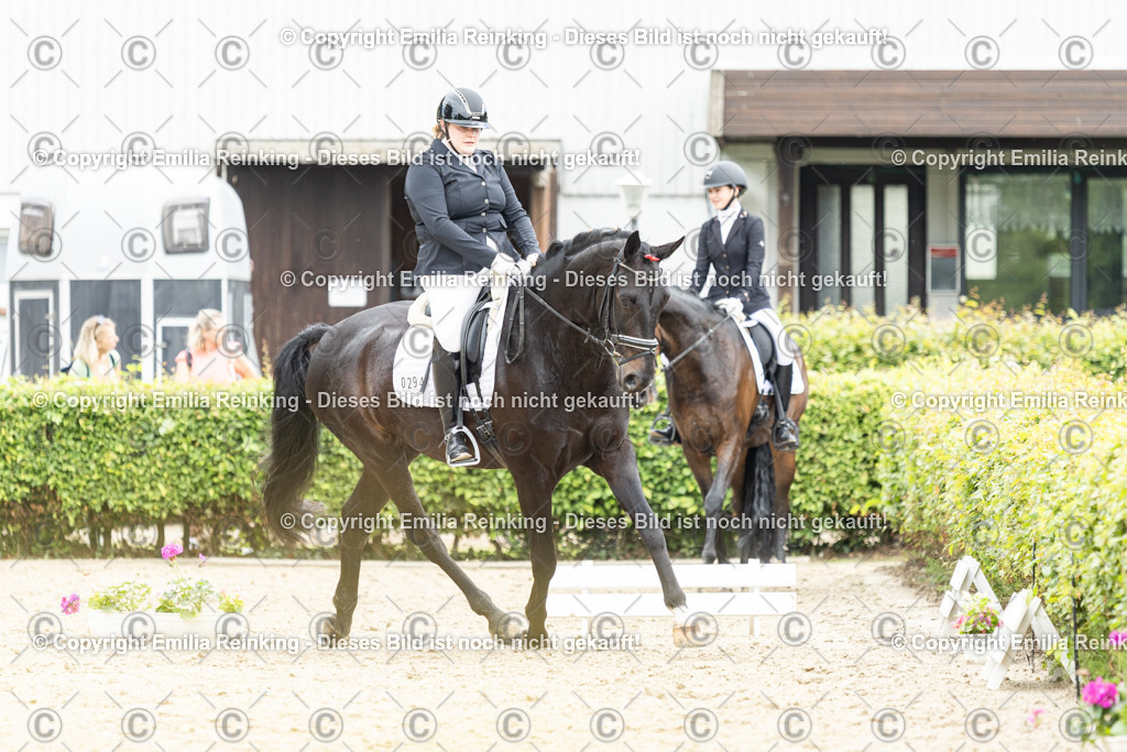 CL5A1707 | Emilia Reinking Fotografie - Realisiert mit Pictrs.com