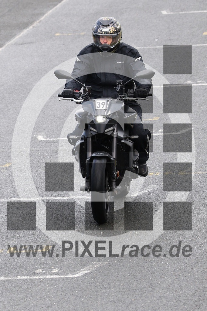 0039-20260512_01036 | Schöne Erinnerungen an spannende Momente - das festzuhalten ist unser Job. PIXELrace.de ist seit 2003 auf den Rennstrecken Europas unterwegs um die Action draußen beim Fahren und die wunderbare Stimmung imm Fahrerlager für euch einzufangen.