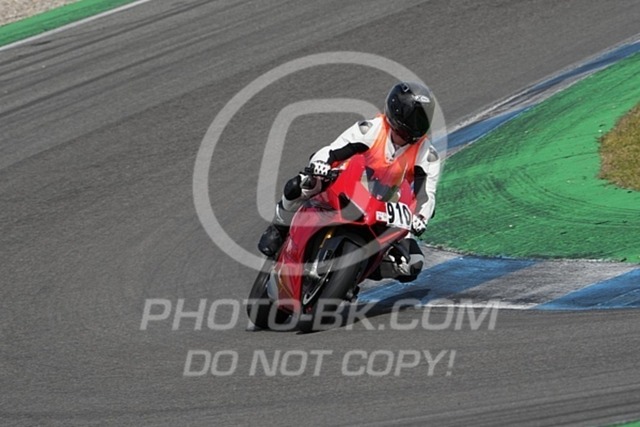 2024_04_29_PBK_14890 | Sportfotografie; SlowMotion; Video; Rennstrecke; Hafeneger; Speer; Racing; RSE; BMW; CBO; Trackday; Motorsportarena; Hockenheimring; Brno; Most; Barcelona; Valencia