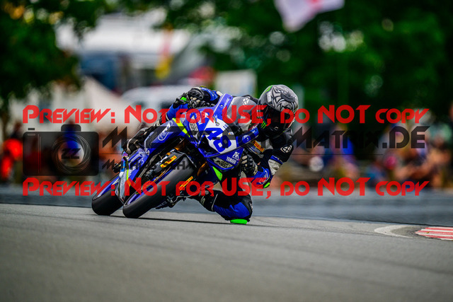 MaZZes_FotoMatrix_240727_6007705_1990 | SSP300