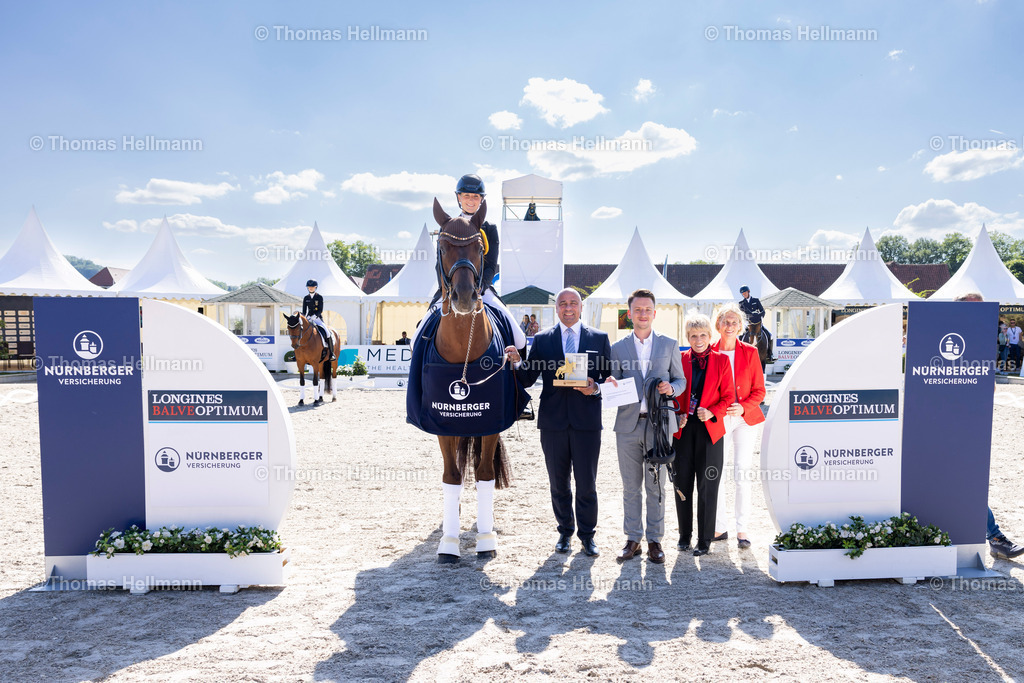 TH_638-RICHTER Leonie (GER)_ Vitalos FRH_19291 | Longines Balve Optimum 2024 am 08.06.24 in Balve, Schloss Wocklum, Thomas Hellmann, 638RICHTER Leonie (GER), Vitalos FRH