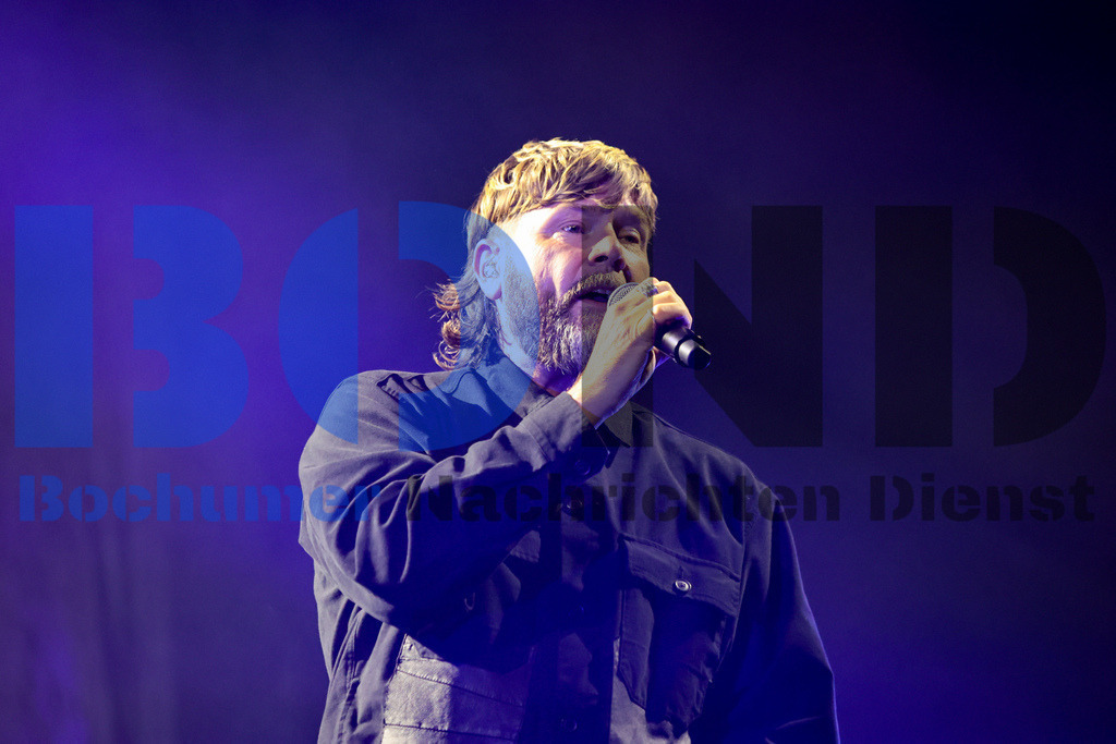 SES_RGAZFR20250822-14 | bond - Realisiert mit Pictrs.com