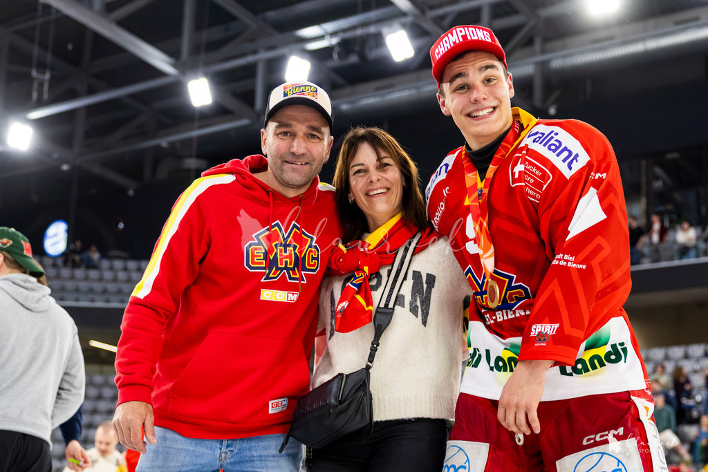 U21 Elit_EHCB vs GCK Lions _5-233 | Sportbilder, Sportfotograf, Hochzeits- und Eventfotografin, Flugshows, Portraits und Tiershooting, Aviation, Downhill, Nationalleague, Swissleague, International