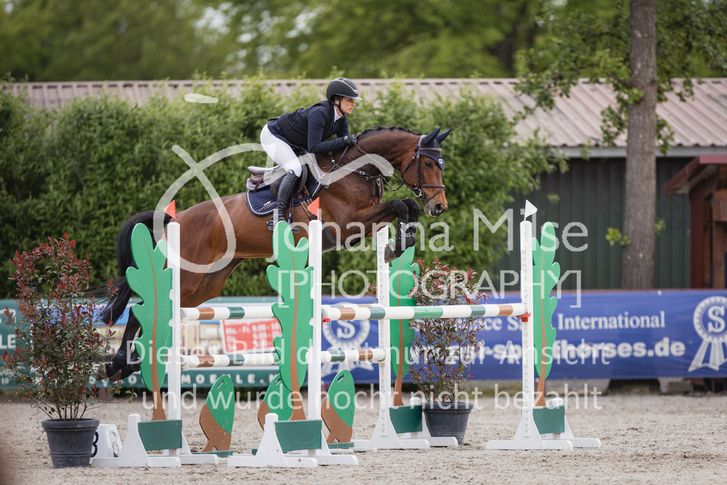 230516_Mühlen_05SprPf-L-576 | Deine schönsten Turniermomente als professionelle Fotos! Entdecke hochwertige Pferdesport-Fotografie im Online-Shop. Jetzt Fotos finden & bestellen!