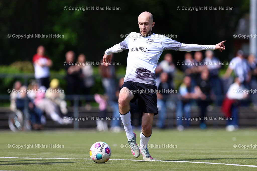 NH_HEBC_ETSVHamburg_OberligaHamburg_10052026 | #6 Blerim Qestaj (ETSV Hamburg)Fußball I Herren I Gamesright Oberliga Hamburg I Saison 2025-2026 I 33. Spieltag I HEBC - ETSV Hamburg I 10.05.2026 I Reinmüllersportplatz
