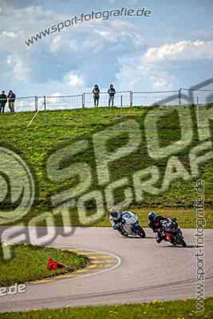 pubi0557 | Professionelle Fotos von Sportveranstaltungen, aber auch Hochzeiten und anderen Events. - Realisiert mit Pictrs.com