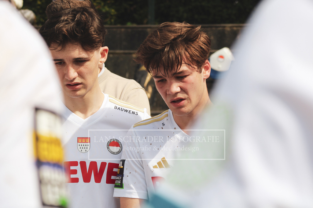 Bundesliga Herren HTC Uhlenhorst Mülheim - Rot-Weiß Köln 13.04.24 Mülheim-172 | lanaschraderfotografie - Realisiert mit Pictrs.com