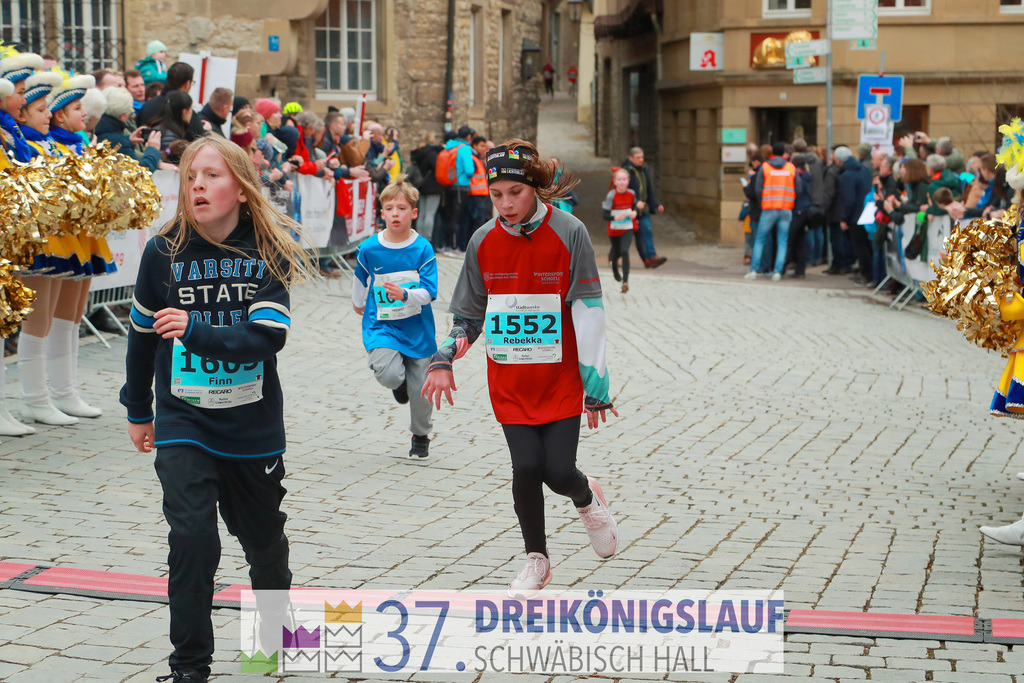Stadtwerke Jugendlauf 1700m | 3 Koenigslauf 2023 - Realisiert mit Pictrs.com