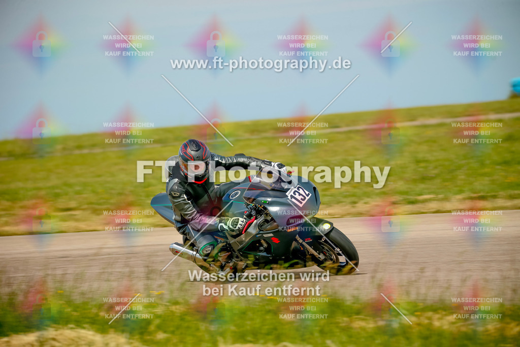 _MOT1026 | Hier findet Ihr Bilder von Touristenfahrten auf der Nürburgring Nordschleife oder von anderen Veranstaltungen die ich besucht habe. Viel Spass beim Durch Schauen 