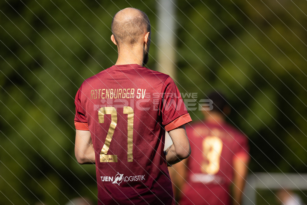 20250928_Picselweb-Fotografie_1R3_1265 | Spielszenen aus dem Spiel VfL Güldenstern Stade - Rotenburger SV. Ergebnis 0:3 - Realisiert mit Pictrs.com