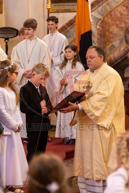 MAE-pic_506 | Der online Fotoshop des Inzeller Fotografen MAE - Marc Anton Eicher. Hier können Sie ihre Fotos und Stockfotos online bestellen als Download oder als Ausdruck, der ihnen bequem nach Hause geschickt wird.
Ihr Marc Anton Eicher - der Inzeller Fotograf - Realisiert mit Pictrs.com