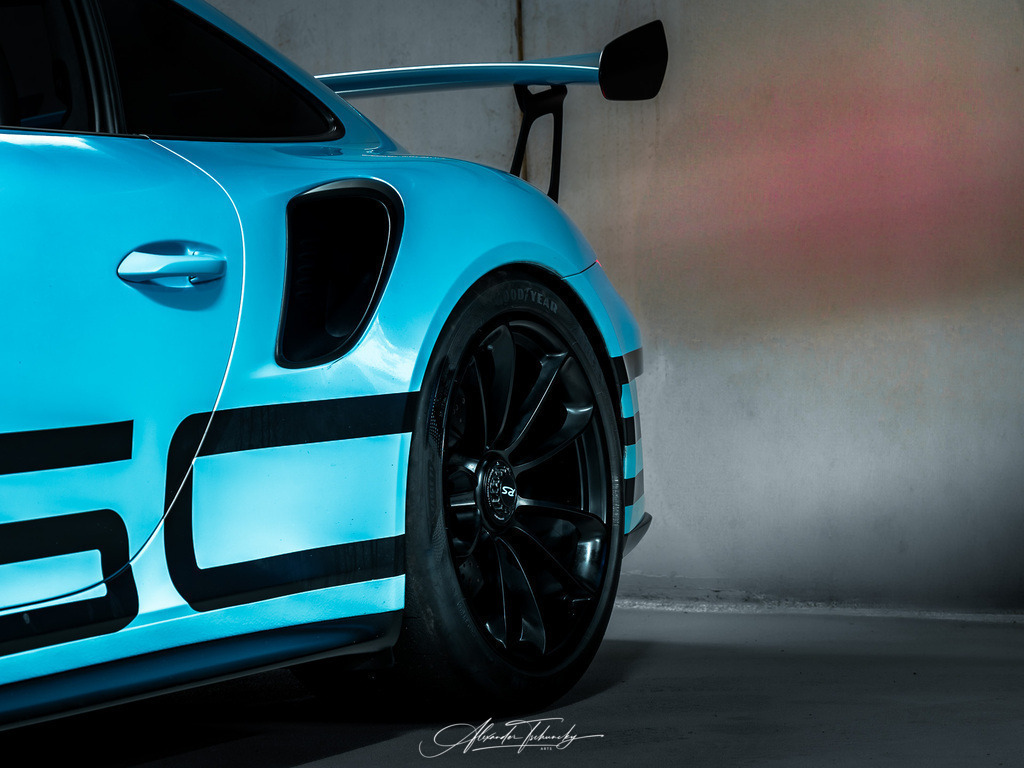R6AT0573 _Alexander Tschuncky | Entdecken Sie die faszinierende Welt von Alexander Tschuncky Arts: Kreative Fotografie, atemberaubende Automobilkunst und hochwertiger Bilderdruck. Lassen Sie sich inspirieren! - Realisiert mit Pictrs.com