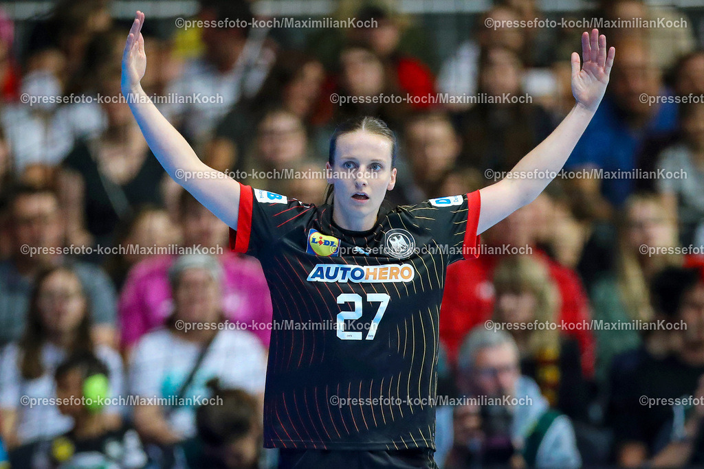 DHB13072401035 | 13.07.2024, Handball, Länderspiel Frauen, Dortmund, Westfalenhalle, DHB, Olympia Vorbereitung, Deutschland - Brasilien:  Julia Maidhof (GER) gestikulierend