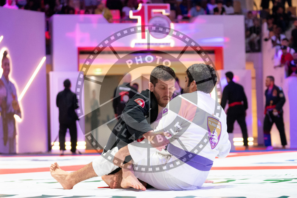 20231109PBB5274 | Fighters compete during the AJP World Professional Championship in the Mubadala Arena in Abu Dhabi, Arab United Emirates, on November 9, 2023.