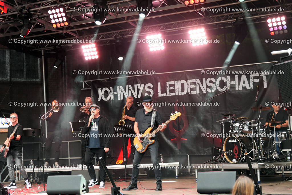 29.08.2025 Johnnys Leidenschaft bei den DIN Tagen 2025 | 29.08.2025 Johnnys Leidenschaft gibt auf der Altmarktbühne in Dinslaken bei den DIN Tagen 2025 ein Konzert. - Realisiert mit Pictrs.com