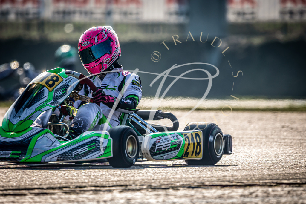 FB4D73FE-4413-46C8-A8BC-B9141F7A63B2 | traudl_s_fotos