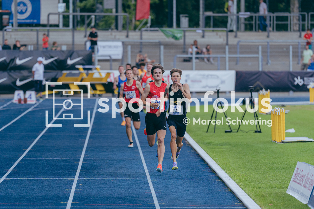 DM U23 U18 Bochum 2026 | Tobias Tent (LG Stadtwerke München), Startnummer 325, mU23 1500-Meter-Lauf, Finale Deutsche Meisterschaften der U18 &amp; U23 2026, Lohrheidestadion Bochum-Wattenscheid, 04.07.2026 Foto: Marcel Schwering / sportimfokus - Realisiert mit Pictrs.com