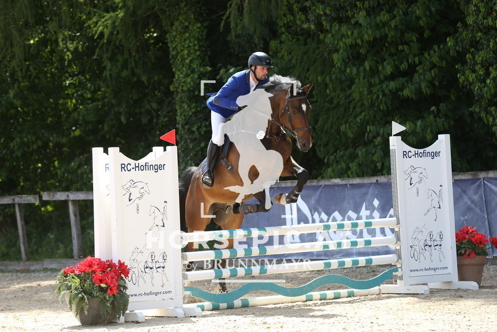 DL2Q5347 | Willkommen bei Brunnmayr - Design & Fotografie – Ihrem Spezialisten für Reitturniere und Pferdeveranstaltungen in Oberösterreich, Salzburg und Bayern! Seit über 17 Jahren sind wir leidenschaftlich dabei.