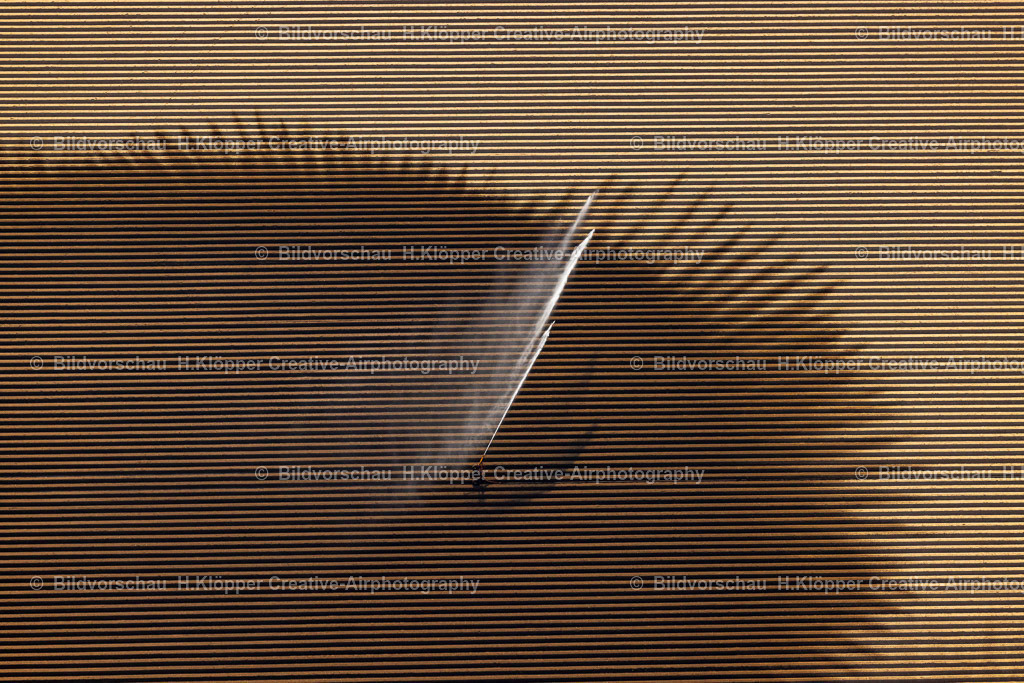 Luftbilder Schwalmtal-9974 | Luftbild Kreisförmige Bewässerung auf landwirtschaftlichen Feldern in Schwalmtal - Realisiert mit Pictrs.com