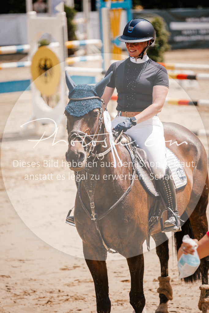 3I6A8149 | Stimmungsvolle Portraits und Reitsportfotografie im Ruhrgebiet und im Münsterland.

Pferdefotografie, Hundefotografie, Tierfotografie, Reportagen, Portraits von Tier und Mensch, Turnierfotografie in Bochum, Recklinghausen, Marl, Haltern am See, Dülmen.. - Realisiert mit Pictrs.com