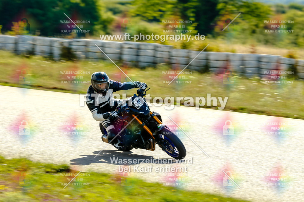 Chambley Juli-0243 | Hier findet Ihr Bilder von Touristenfahrten auf der Nürburgring Nordschleife oder von anderen Veranstaltungen die ich besucht habe. Viel Spass beim Durch Schauen 