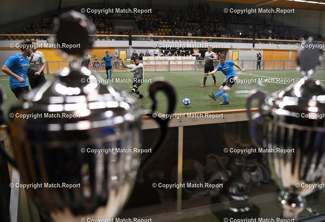 Hallenfussball; Stadtteilpokal Horb 2018/2019 | Hallenfussball; Stadtpokal Horb 2018/2019   28.12.201837. Turnier Ausrichter FV AhldorfSGM Dettingen / Rexingen II - SGM Betra / GlattSchmuckbild, Pokale und SpielszeneFOTO: ULMER PressebildagenturxxNOxMODELxRELEASExxDie Abklaerung von Persoenlichkeitsrechten abgebildeter Personen obliegt dem Nutzer bzw. Auftraggeber.