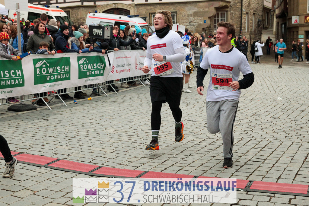 VR Bank Hauptlauf 10000m | 3 Koenigslauf 2023 - Realisiert mit Pictrs.com