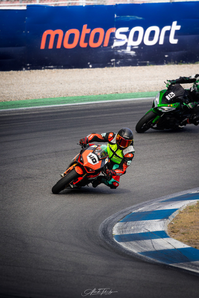 Ducati Trackday Hockenheimring 2026 | Entdecken Sie die faszinierende Welt von Alexander Tschuncky Arts: Kreative Fotografie, atemberaubende Automobilkunst und hochwertiger Bilderdruck. Lassen Sie sich inspirieren! - Realisiert mit Pictrs.com