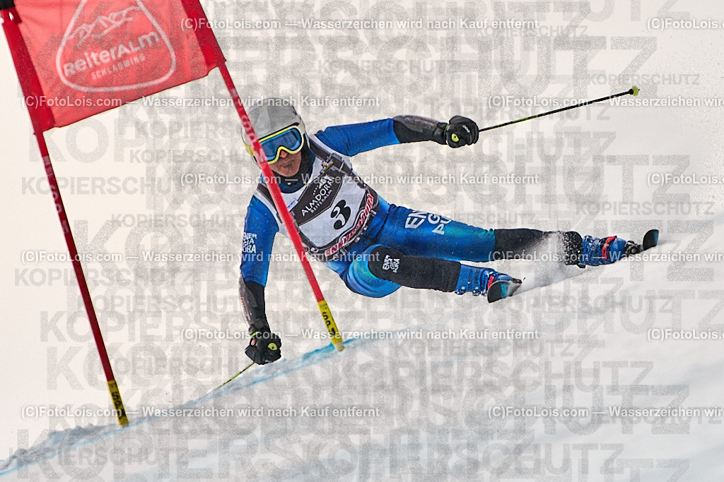 _ALP0251_MASTERS-WM_Reiteralm_A-GS_Novi Luca | FISWORLD CHAMPIONSHIPSMASTERS ALPINE SKIING, 23. – 28. MÄRZ 2026 - REITERALM | STMK | AUT.   Veranstaltet vom Masters-Referat des Deutschen Skiverbandes (DSV). Durchführende Organisation: WSV Pichl-Reiteralm, unterstütutzt von den Bergbahnen REITERALM bei Schladming und SKI AUSTRIA.                            Disziplinen:  Super-G, GiantSlalom, Slalom.                                                 Kategorien:  A (Herrn 30-59 Jahre), B (Herrn ab 60 Jahre), C (Damen 30-59 Jahre), D (Damen ab 60 Jahre).                Rennstrecken:   Gasselhöhe und Muldenliftpiste auf der Reiteralm.