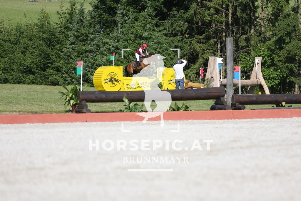 0P6A6423 | Willkommen bei Brunnmayr - Design & Fotografie – Ihrem Spezialisten für Reitturniere und Pferdeveranstaltungen in Oberösterreich, Salzburg und Bayern! Seit über 17 Jahren sind wir leidenschaftlich dabei.