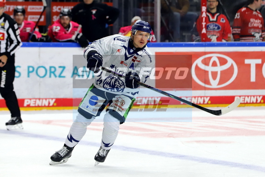 Marcel Brandt - STR | Marcel Brandt - STR - Realisiert mit Pictrs.com