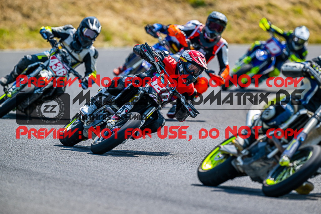 MaZZes_FotoMatrix_230528_2043 | S4