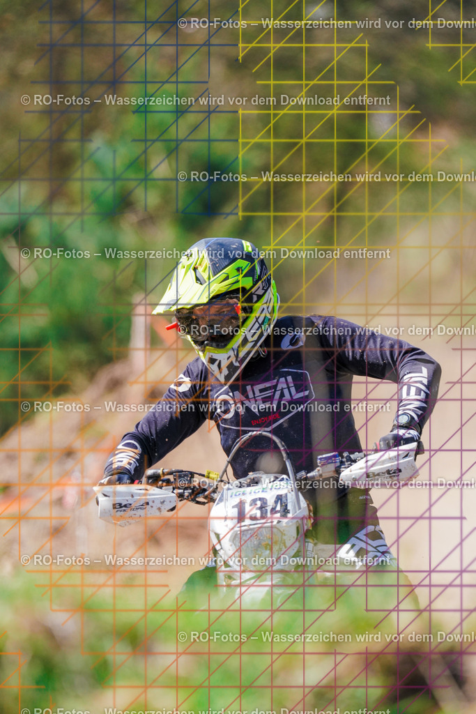 2 Lauf Mernes-624 | Sportfotografie von RO-Fotos: Motorsport, Motocross, Enduro, Laufveranstaltungen und Triathlon. Professionelle Fotos von Sportlern und Events. - Realisiert mit Pictrs.com
