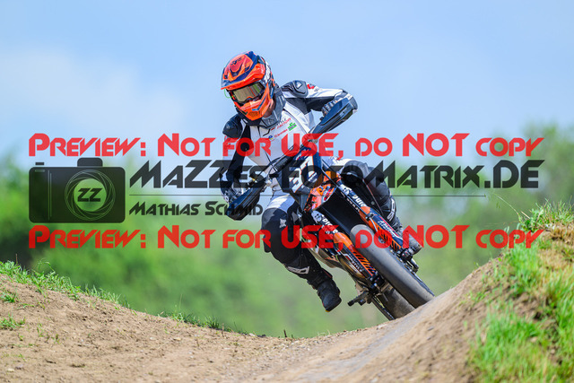 MaZZes_FotoMatrix_240622_6007705_8498 | S4