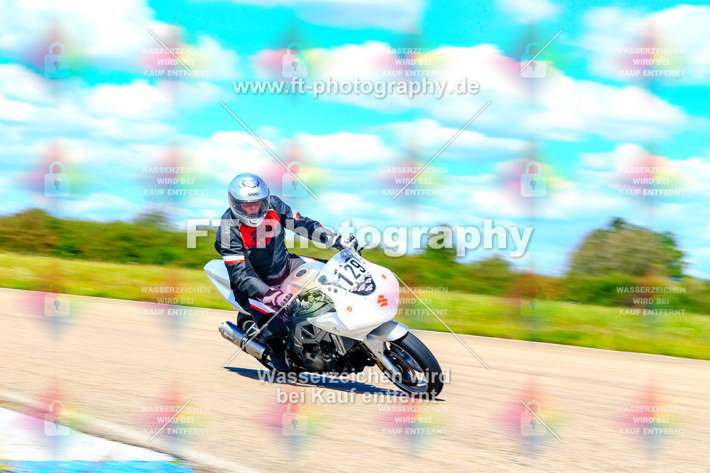 _OUR6300 | Hier findet Ihr Bilder von Touristenfahrten auf der Nürburgring Nordschleife oder von anderen Veranstaltungen die ich besucht habe. Viel Spass beim Durch Schauen 