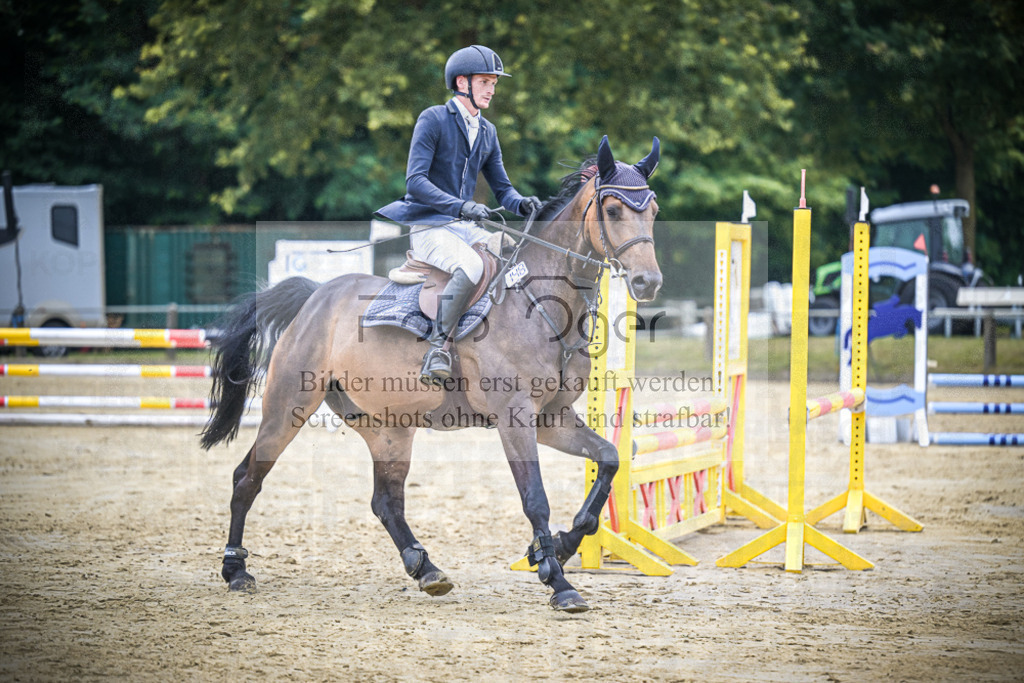 DOS_1497 | Entdecke hochwertige Reitturnierfotos von Foto Oger. Professionell, emotional und authentisch – jetzt Lieblingsmomente im Shop bestellen.Deutschlandweite Turnierfotografie. - Realisiert mit Pictrs.com