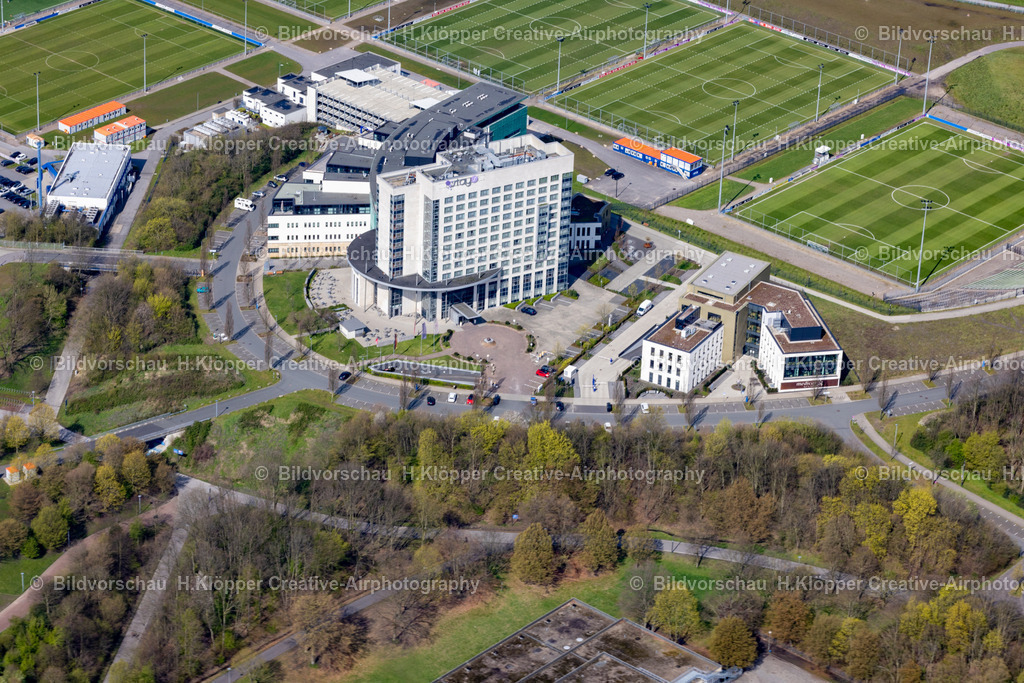 Luftbild Gelsenkirchen Veltins Arena _stays by friends -2555 | Luftbildfotografie und Luftbildfotograf Hermann Klöpper - Realized with Pictrs.com