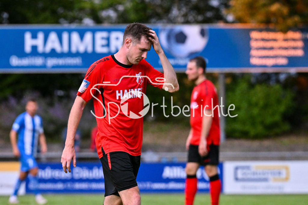 TSV Aindling - FV Illertissen | im Bild ein niedergeschlagener David BURGHART (Aindling 21) / traurig / enttäuscht / Einzelfoto / Freisteller / Verbandspokal Bayern: TSV Aindling - FV Illertissen, TSV Aindling Hauptplatz am 05.08.2025