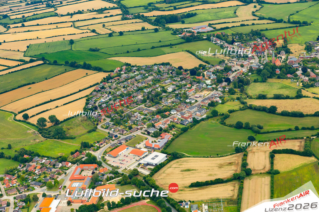 Das Luftbild der Stadt Sandesneben wurde 2022 vom Flugzeug heraus erstellt (keine Drohnen-Aufnahmen) Aufnahmehöhe ca.450 Meter- hohe Bildauflösung und Druck-Qualität. Garantiert!