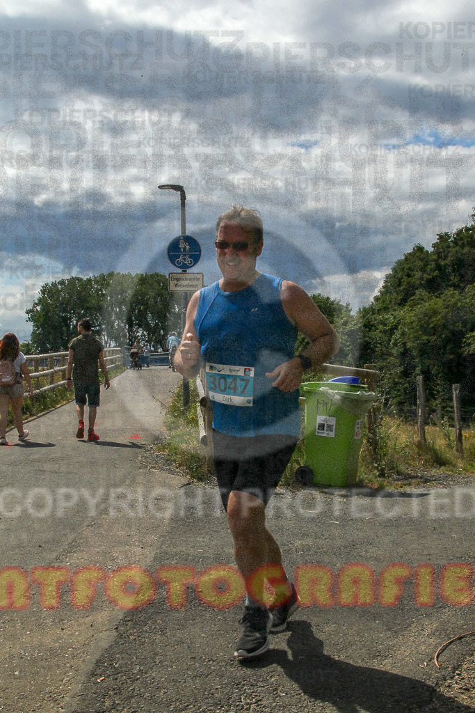 220625_1535_EV4_4251 | Sportfotografie im Rhein-Sieg Kreis, Köln, Bonn, NRW, Rheinland Pfalz, Hessen, etc. Unser Tätigkeitsfeld umfasst den Laufsport vom Volkslauf über den Marathon, Duathlon, Triathon bis zum Ultralauf wie Kölnpfad Ultra oder Schindertrail.