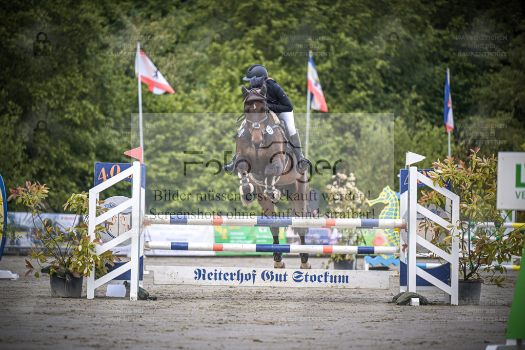 DOS_1603 | Entdecke hochwertige Reitturnierfotos von Foto Oger. Professionell, emotional und authentisch – jetzt Lieblingsmomente im Shop bestellen. - Realisiert mit Pictrs.com