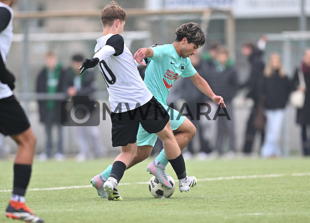 Fussball I Herren I Saison 2025-2026 I Bundesliga I 6. Spieltag I Eintracht Frankfurt - FC Bayern München  | MWMARA - Realisiert mit Pictrs.com