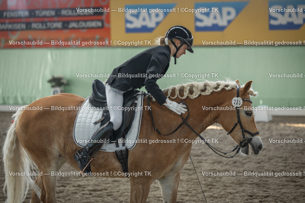 _D5A8343 | Emotionale Pferde- & People-Fotografie rund um Heidelberg, Leimen & Umgebung. Natürliche Fotos von Pferd, Mensch & Familie. Jetzt Termin sichern!